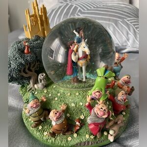 Snow globe, Disney, Snow White and Seven Dwarfs